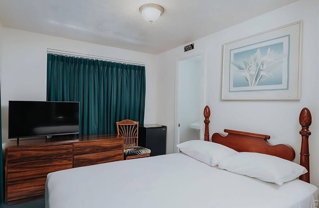 Great Island Escape! Unit w/Kitchenette, Outdoor Pool, Mini Market On-Site