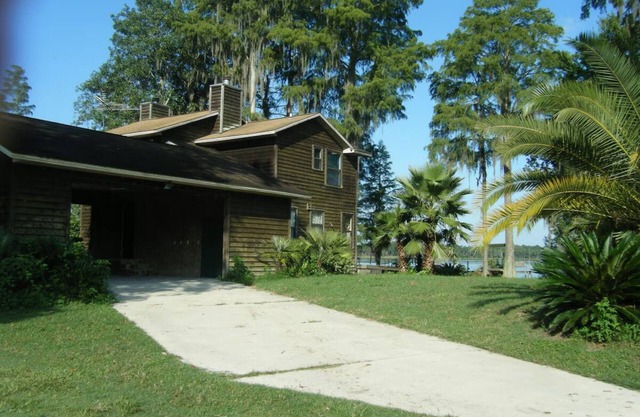 Great Lake House for Water sports & Fishing