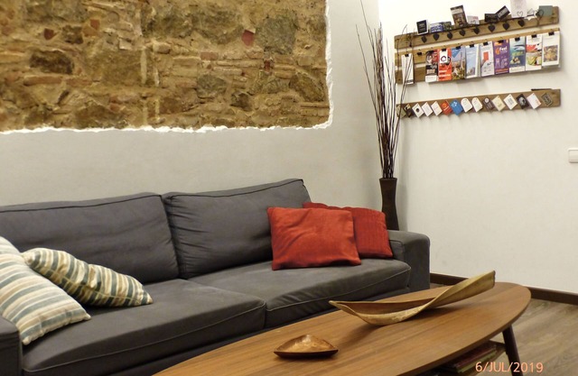 GREAT LOCATION IN GRACIA