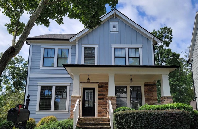 Great looking property for rent and in prime location!