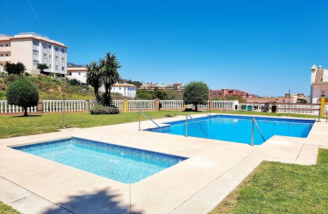 Great Townhouse 400m from the Beach with Sea View, Wi-Fi and Air Conditioning