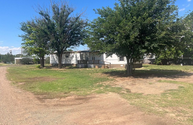 Great Weekend Getaway Close to Lake, Hunters Welcome