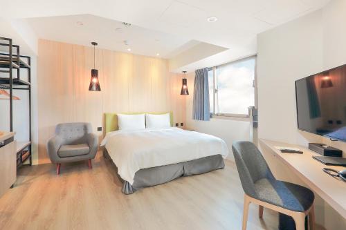 Green Hotel - West District