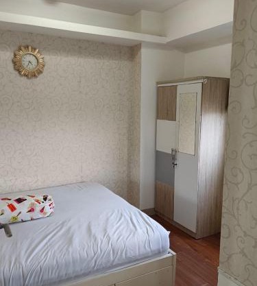 Green Pramuka 4 Badroom to Family room