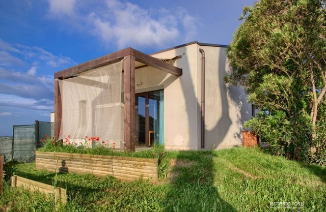 Green Studio - An ideal family retreat, just a short stroll from the beaches