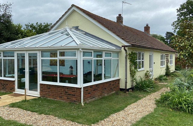Greengates of Shouldham -Detached bungalow near to woodland, park,local pub
