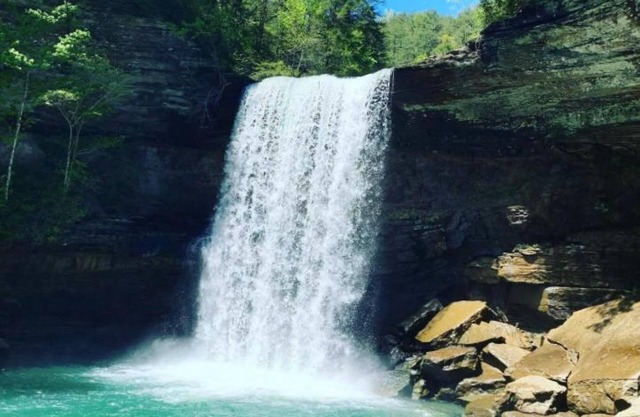 Greeter Falls Lodge Suite 5