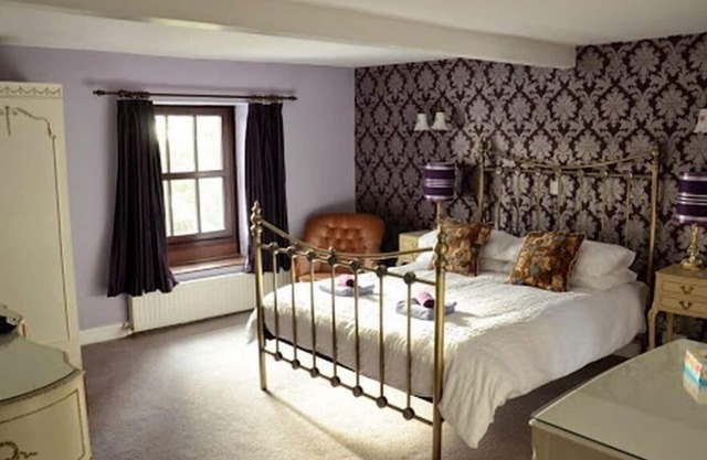 GREETY GATE HOUSE, pet friendly in Broughton-In-Furness