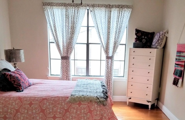 Gretna Getaway/great for travel nurses/7 miles to French Quarter