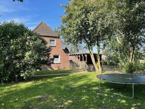 Großzügiges Ferienhaus mit großem Garten in Alleinlage