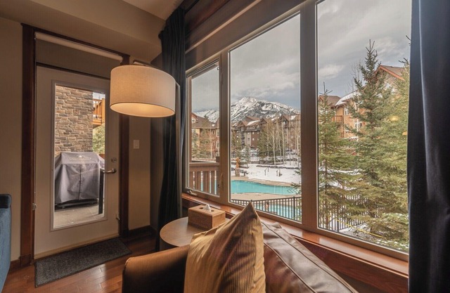Grotto Mountain Guesthouse