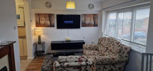 Ground 1 Bed Flat with a Garden