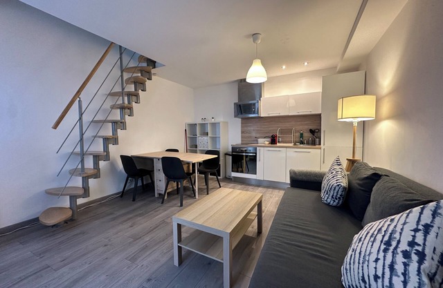 GRUISSAN a cosy duplex