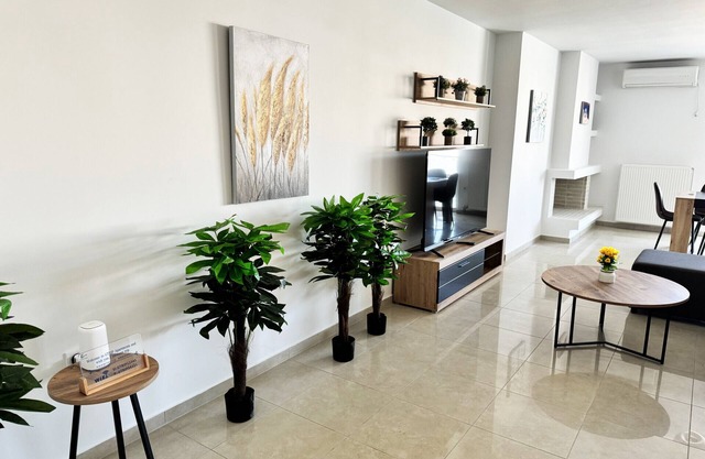 Gtrip Nea Smyrni Floor Apartment 7F