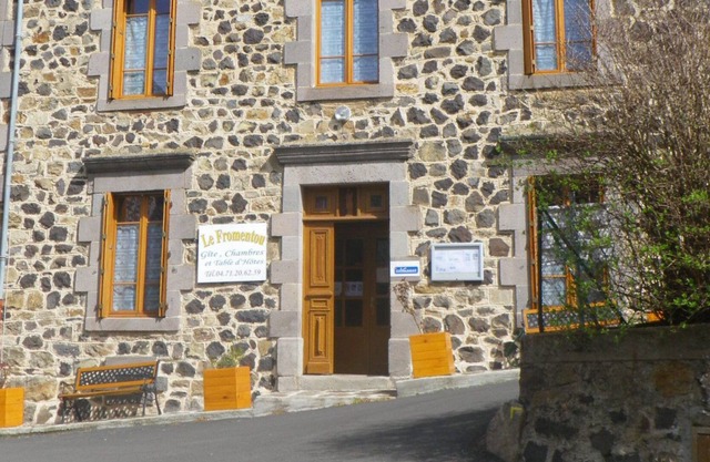Guest house 15 pers