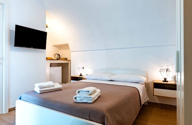 Guest House 'Suite Le Cementine' with Wi-Fi