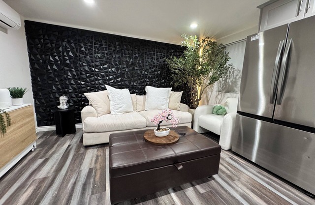 Guesthouse— Private jacuzzi— Perfect Getaway