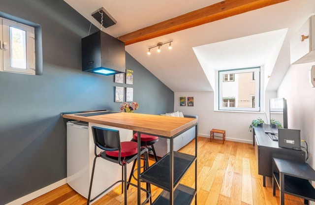 GuestReady - Distinct Downtown Getaway