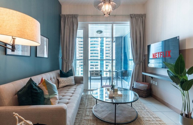 GuestReady Essential - Reflections at Dubai Marina