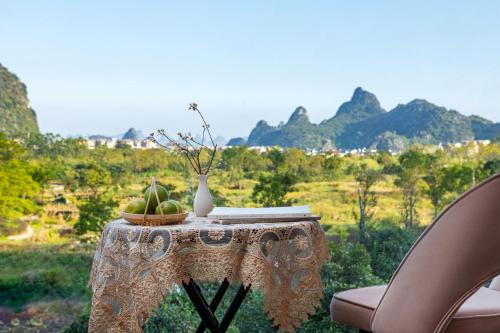 Guilin Village Creek Inn-Fee pick up service over three nights
