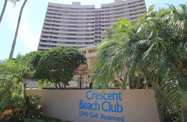 Gulf Front Paradise in the exclusive Crescent Beach Club of Sand Key/Clearwater
