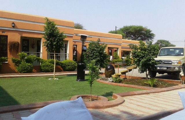 Gumare Executive Lodge