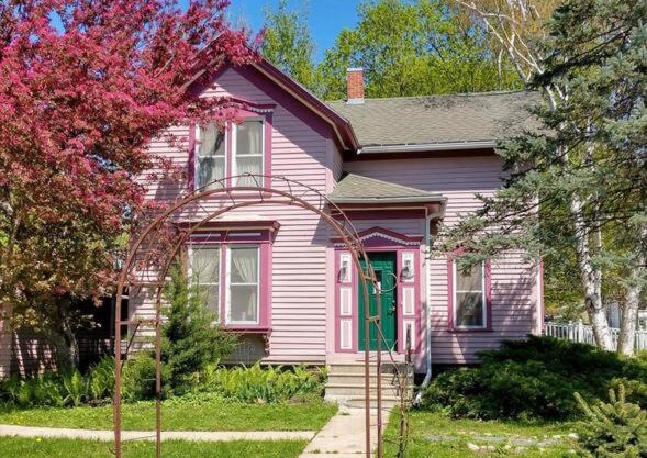 Gwen’s Place - Whole House