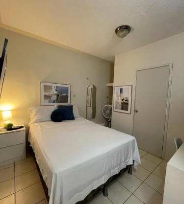 Habitación Privada No 2 Residencial Villa de las Hadas Zona Sur