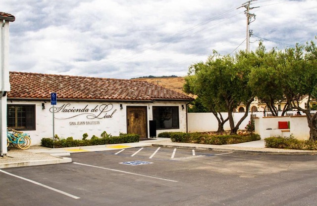 Hacienda de Leal - BW Signature Collection