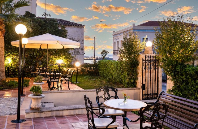 Halepa Hotel