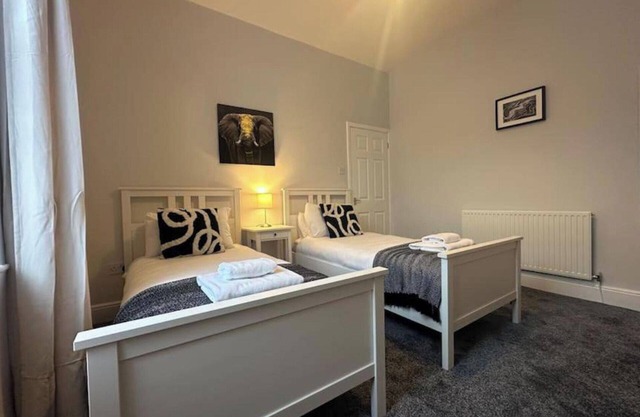 Hambledon Apartment - Sleeps 3 - Pet friendly