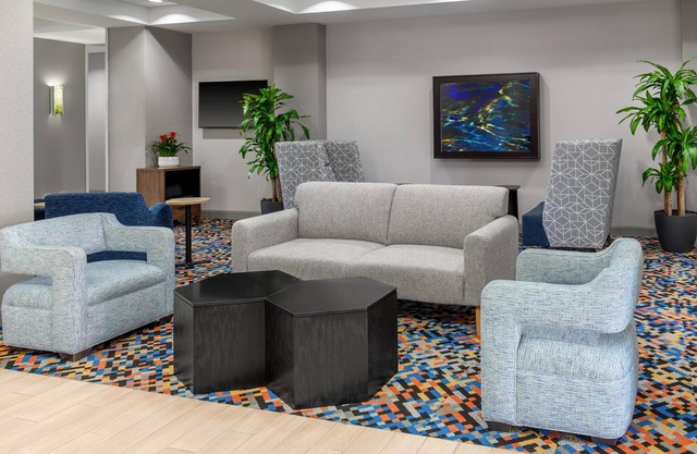 Hampton Inn & Suites Coconut Creek