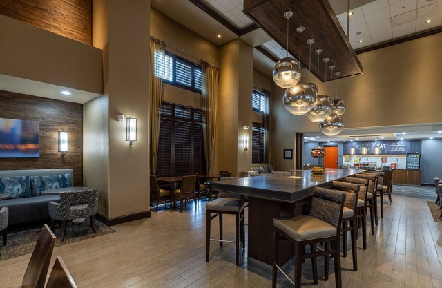 Hampton Inn & Suites Greensboro/Coliseum Area