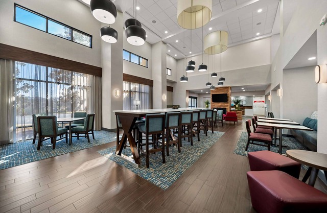 Hampton Inn Suites Opelika I85 Auburn Area