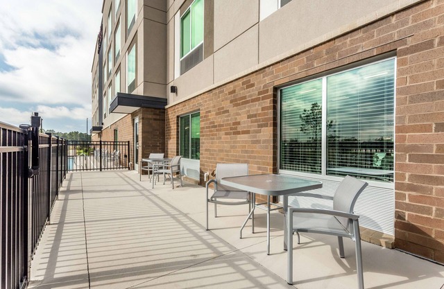 Hampton Inn & Suites Saraland Mobile