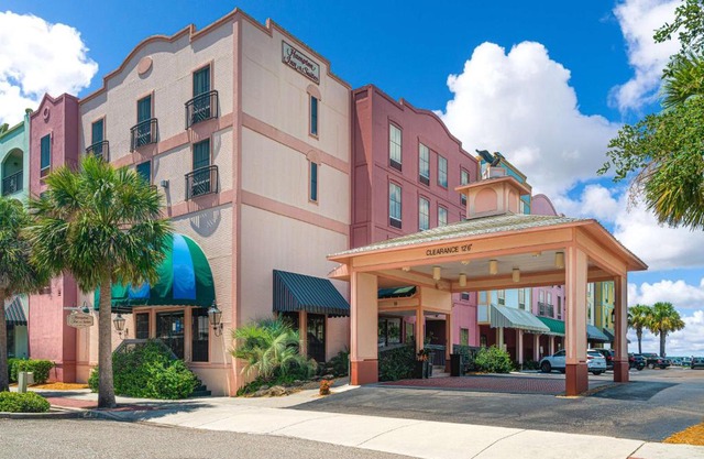 Hampton Inn & Suites Amelia Island-Historic Harbor Front