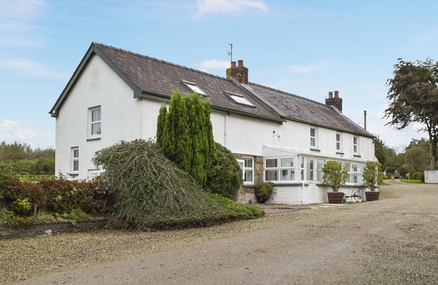 Hand picked for its space, high standard finish and only a short drive to Tresaith’s beach.