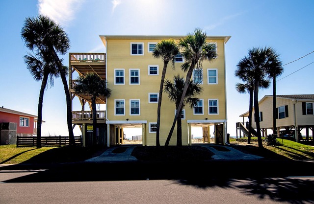 Hannah's Choice-Endless Beach/Ocean Views; Pet Friendly, 3 Sundecks;Elevator