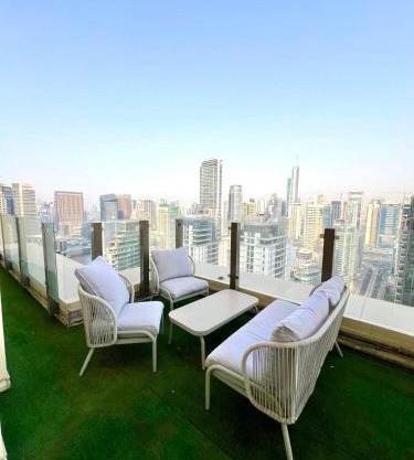 Happy Season - Large Terrace- Panoramic View - 2BR JBR Pool Beach