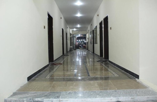 Happy Stay Hotel And Restaurant