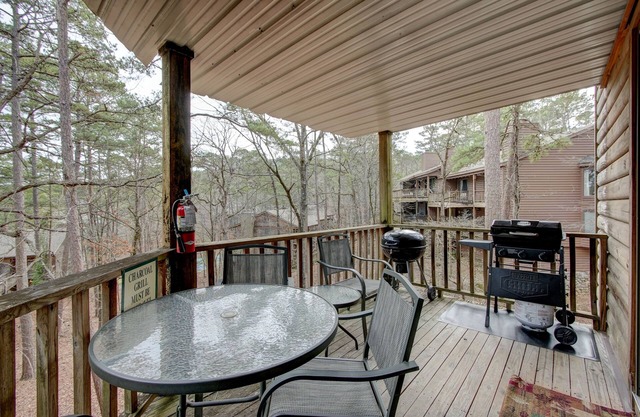 Harbor GetAway/12DSC Hosted by LOVR