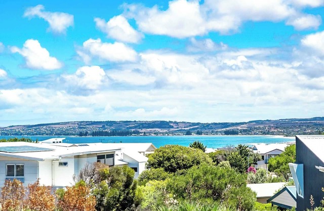 Harbor Lights - 14 England Ave Port Elliot