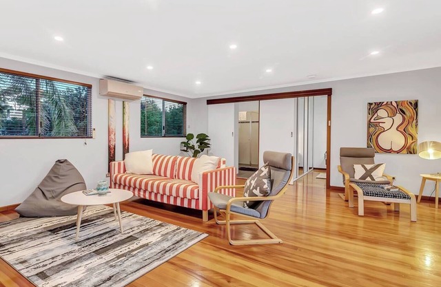 Harmony Lodge A Cheerful Beachside Refresh