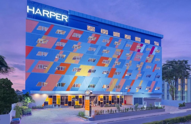 Harper Banjarmasin by ASTON