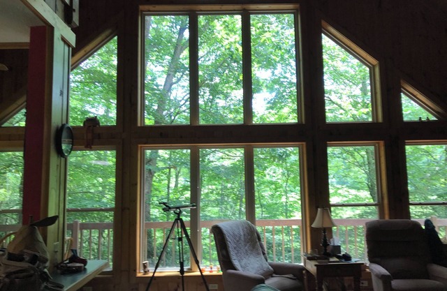 Hartford Hideaway! Soothing cabin in the Smokies.