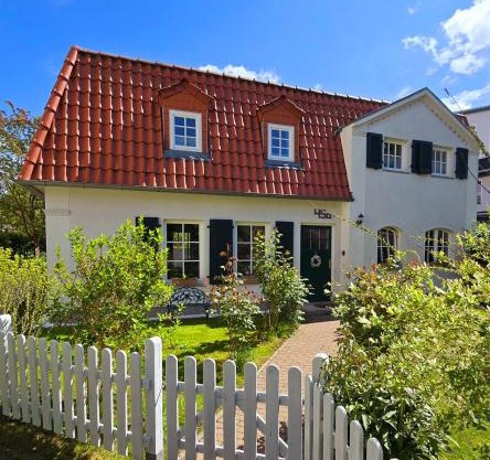 Haus mit 110qm und Garten 150m zum Wasser