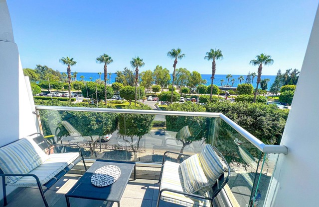 Hawaii Royal Sea View Apartment - 2bed, 2 bathroom