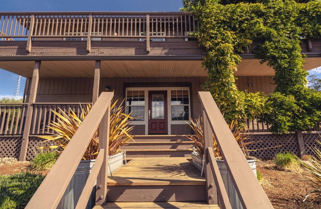 Hawk View Home in Woodacre