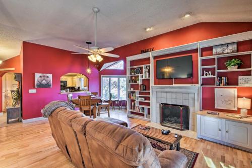 Hayesville Bungalow with Porch and Forest Views!