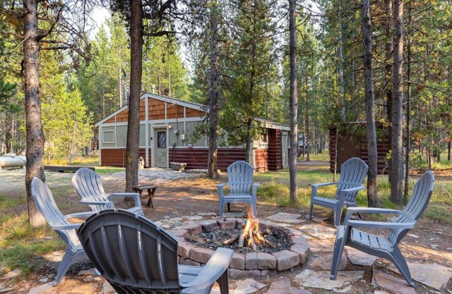 Hayloft Hollow by KABINO Fire Pit Fireplace Loft with Low Ceiling High Chair WiFi